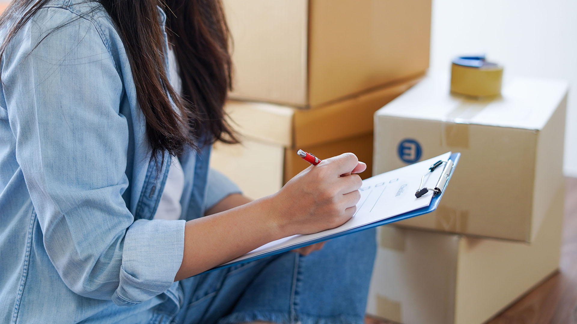 Featured image for “Smooth Moves: Ultimate Checklist for a Seamless Transition to a New Home”