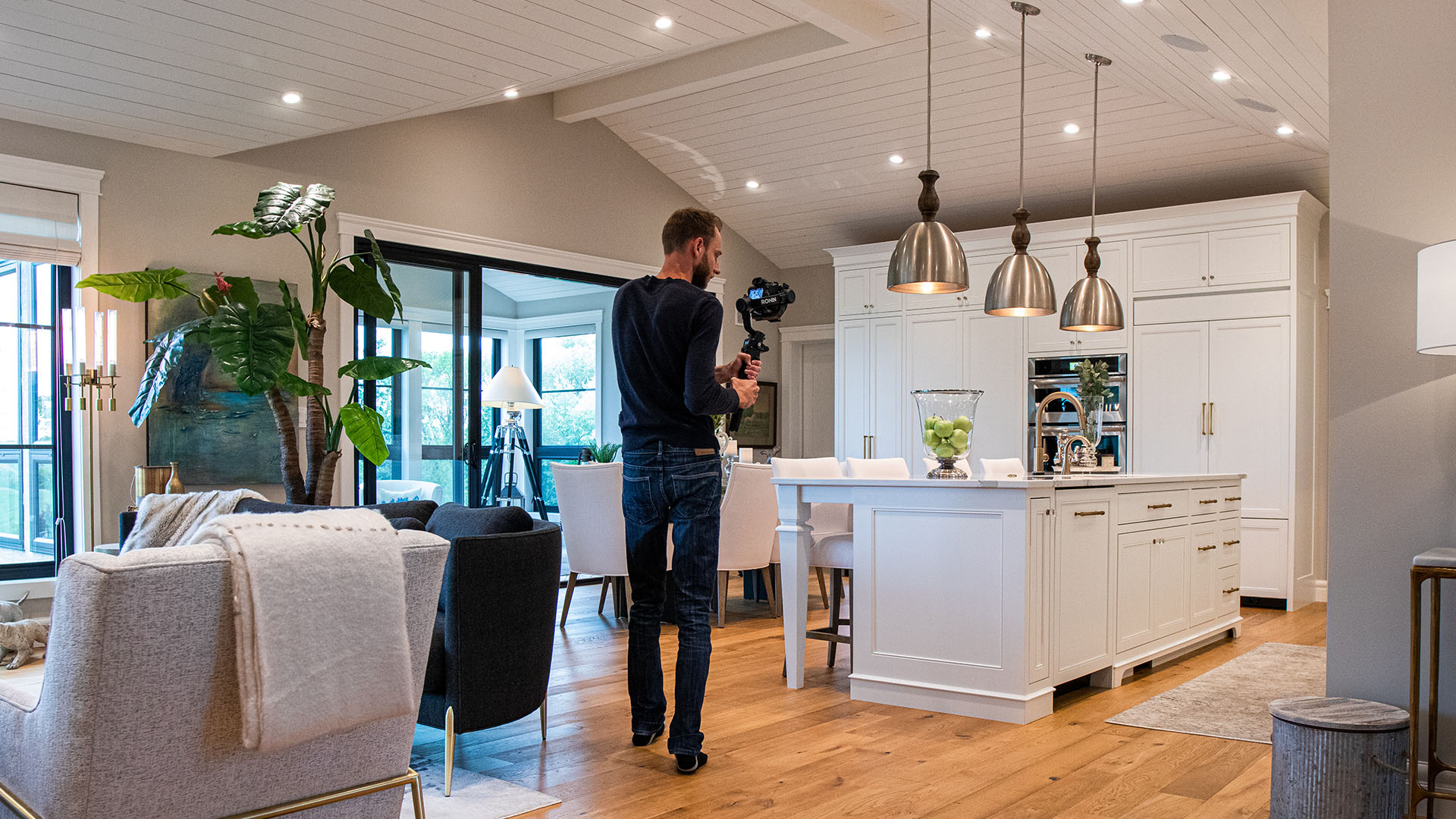 Featured image for “9 Profitable Side Gigs For Real Estate Agents”